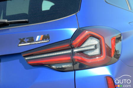 2022 BMW X3 M Competition, rear light